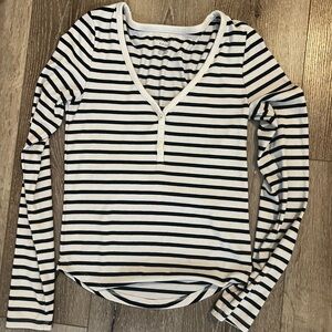 American Eagle Outfitters Black and White Striped Long Sleeve Top
